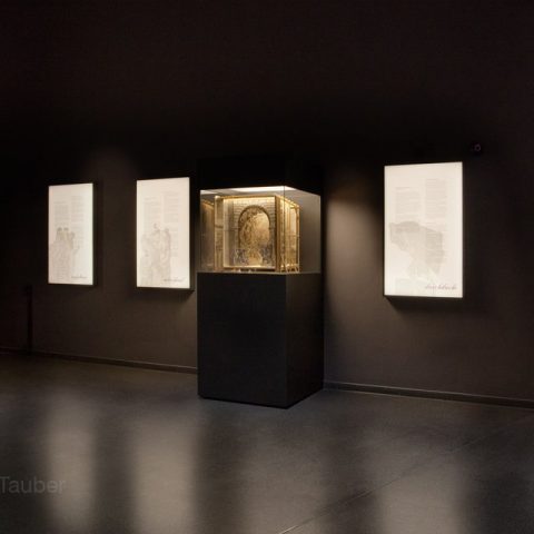 w-designpanel-Lightpanel-frameless-Ausstellung-Neuzelle-9058c